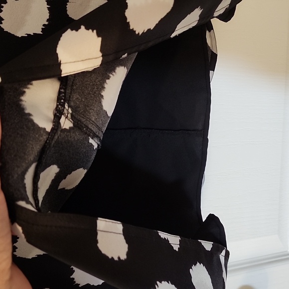 Banana Republic Black & white dress - Picture 2 of 6